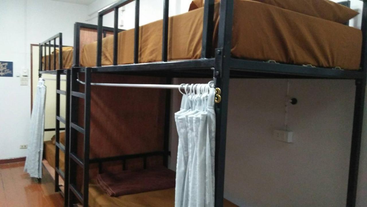 Sleepwith Me Hostel バンコク都 部屋 写真